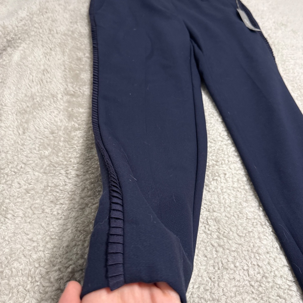 Trousers - Picture 2 of 3